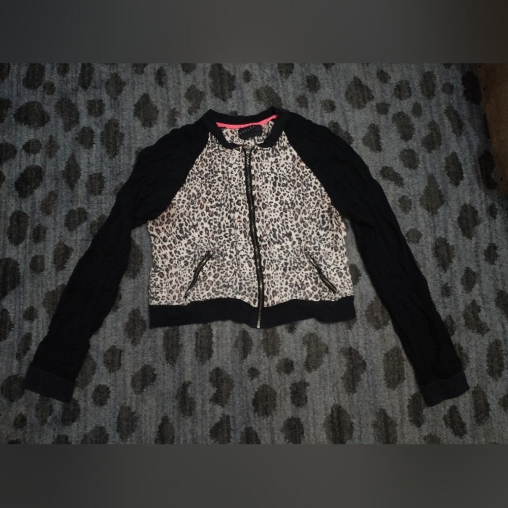 Ashley by 26 International Black and Leopard Print Bomber Jacket sz M